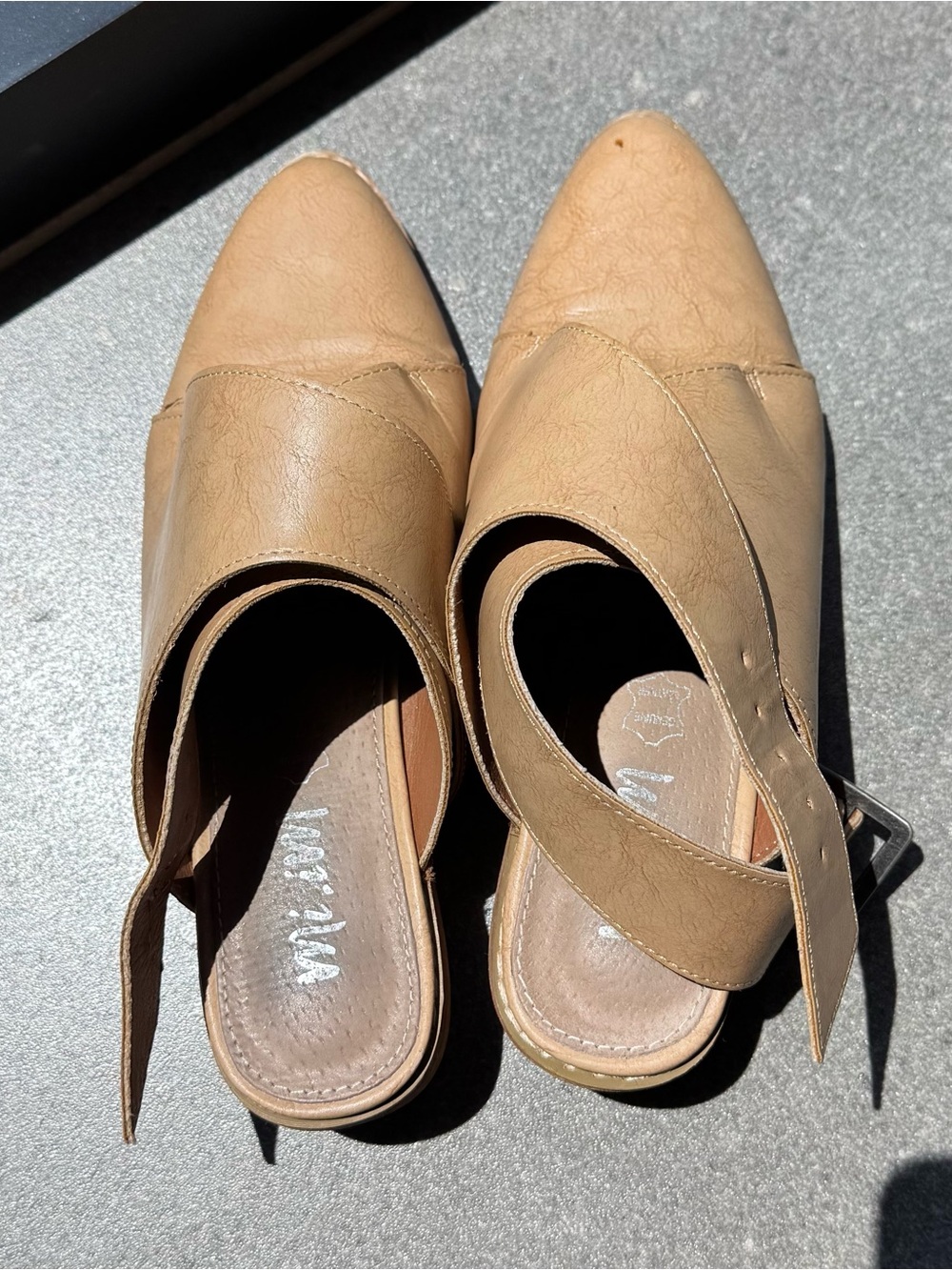 Women's Tan Leather Pointed-Toe Cris-cross Slingback Flats